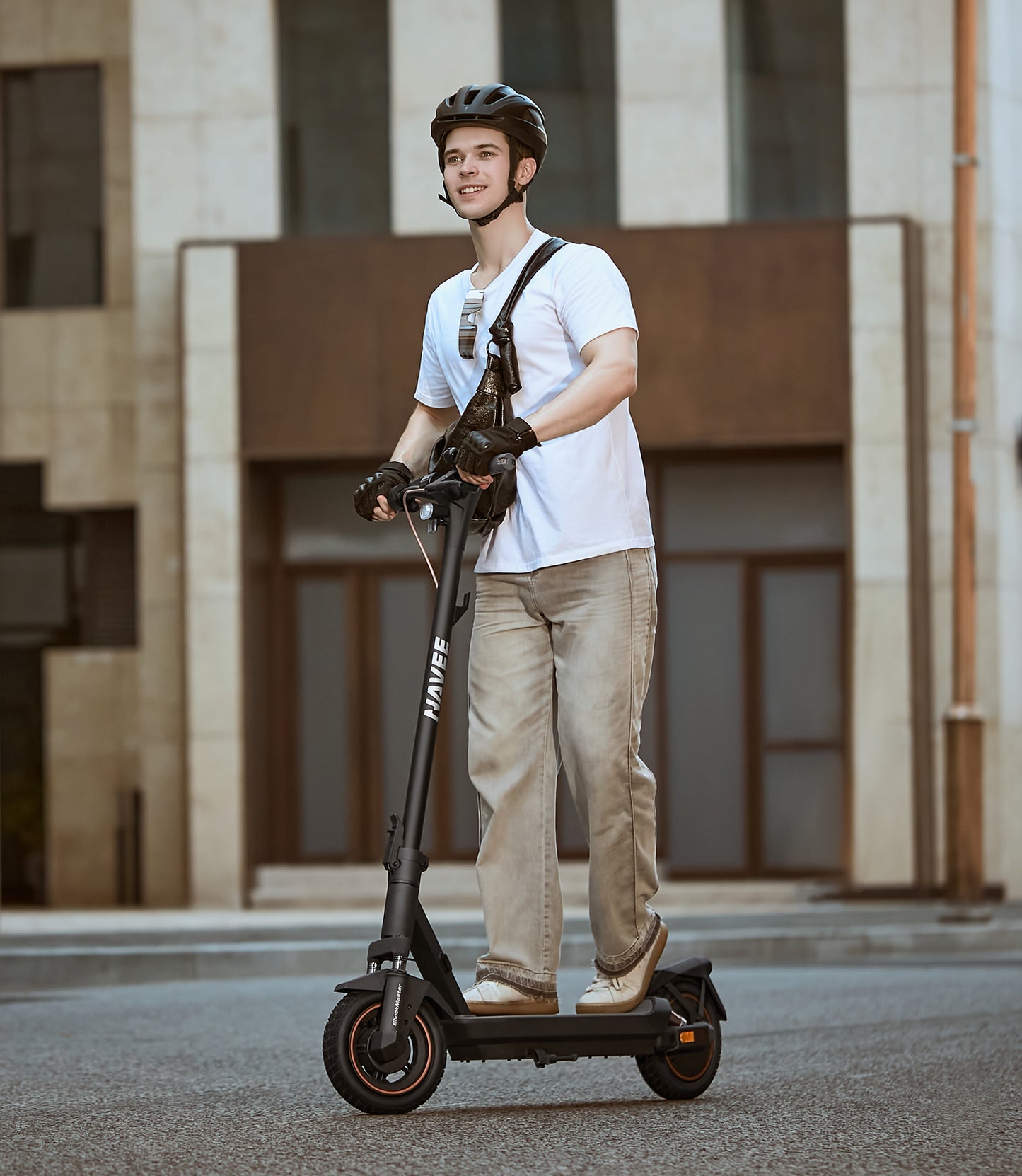 NAVEE GT3 Max Electric Scooter with 46.6-Mile Range, 20 MPH Top Speed, 1000W Peak Motor and Dual Suspension